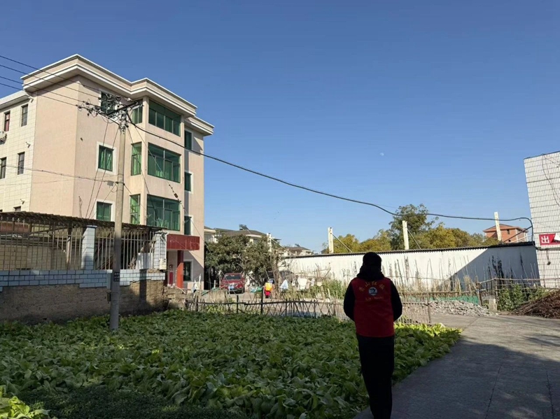 南兴村：非法卫星地面接收设施专项整治行动